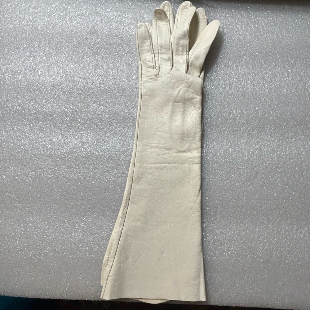 Vintage Long Sophisticated Cream Kid Leather Gloves size 7